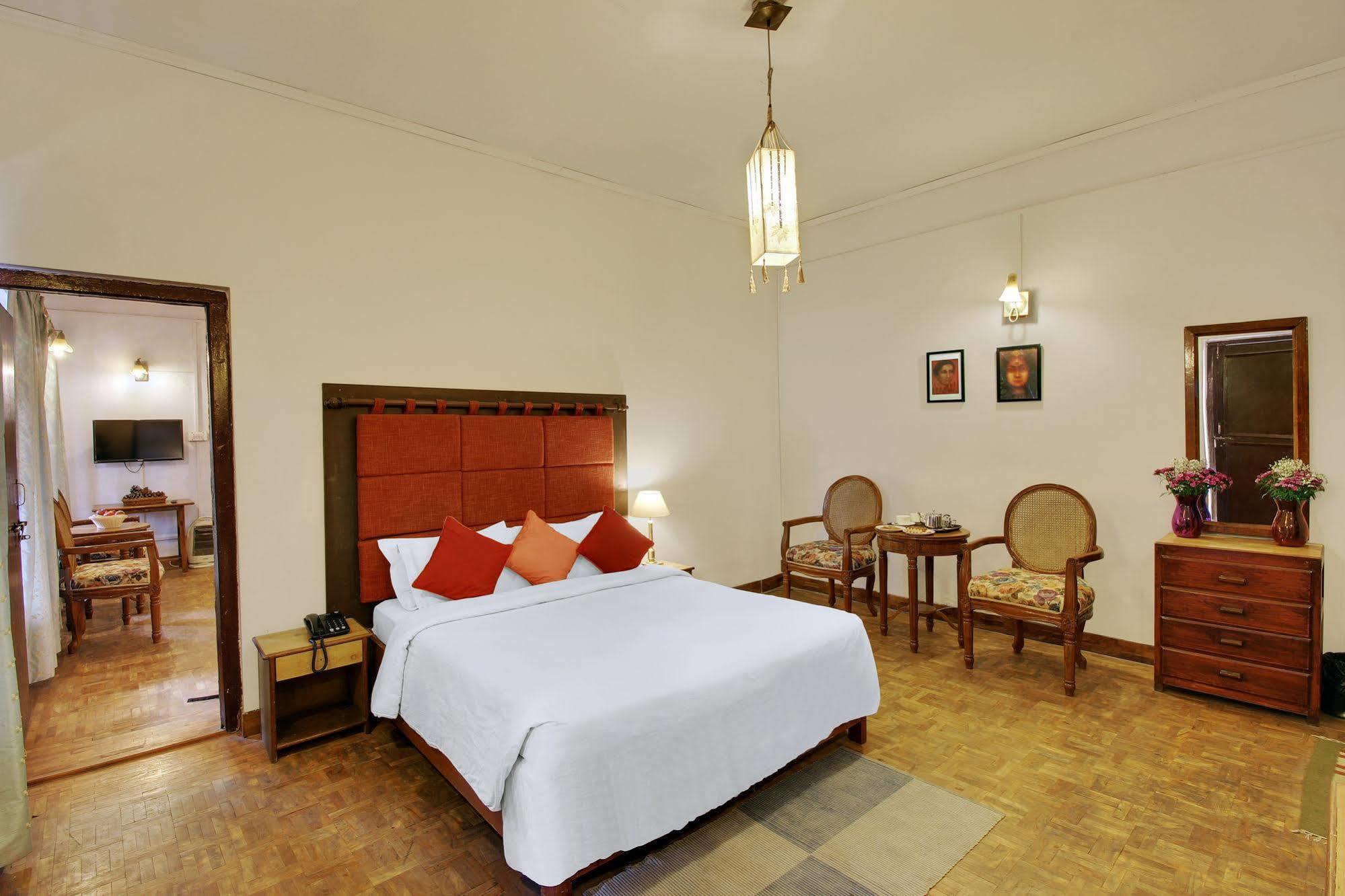 Chevron Fairhavens, Nainital Hotel Exterior foto
